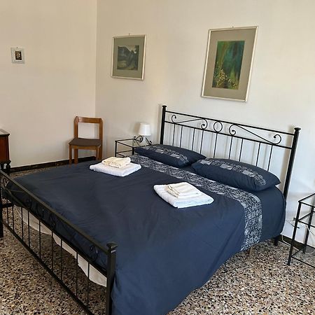 Affittacamere Ponte Di Marmo Livorno Exteriör bild